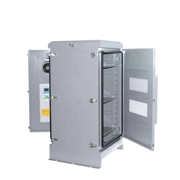 Do data centers need optical splitters 